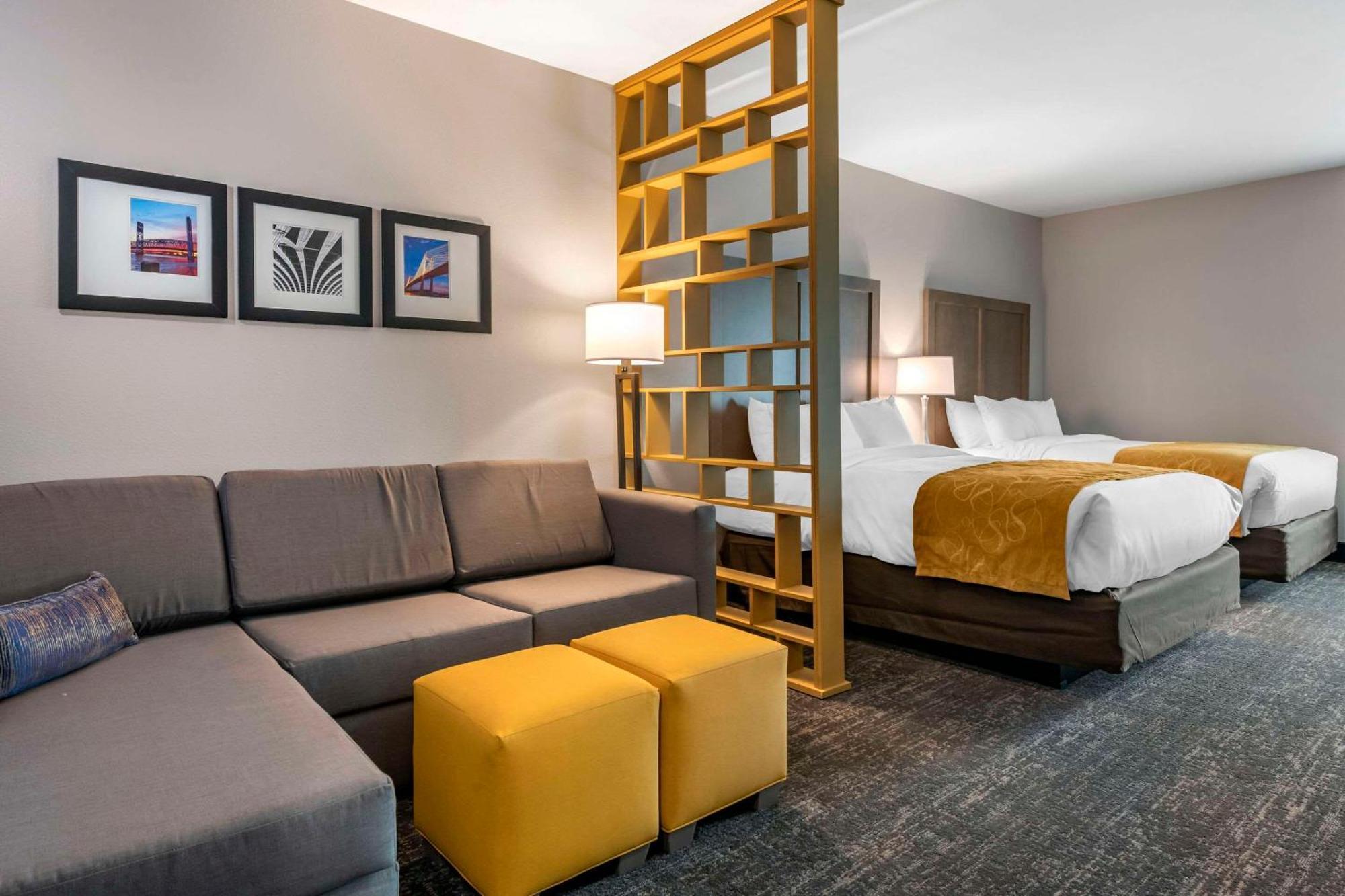 Comfort Inn & Suites Jacksonville - Orange Park Near Naval Air Station Exteriör bild