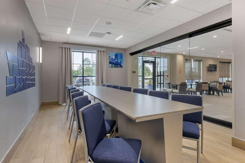 Comfort Inn & Suites Jacksonville - Orange Park Near Naval Air Station Bekvämligheter bild