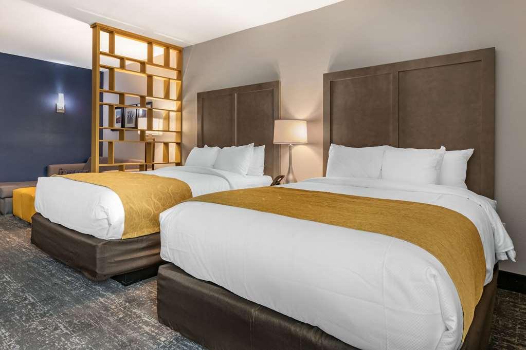 Comfort Inn & Suites Jacksonville - Orange Park Near Naval Air Station Rum bild